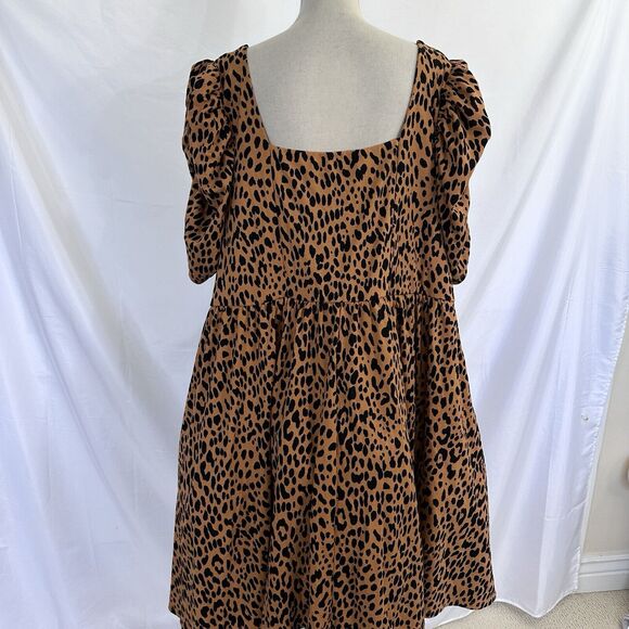 Torrid Betsey Johnson 5X Plus Puff Sleeve Skater Dress Animal Print - Picture 6 of 11